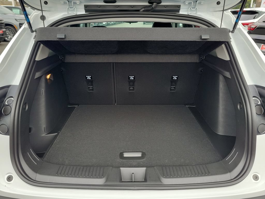 2026 Chevrolet Trax LT - Photo 19