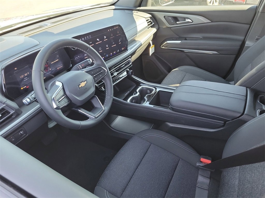 New 2026 Chevrolet Traverse LT SUV