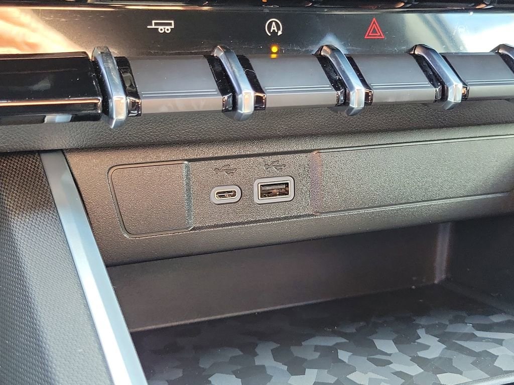 2026 Chevrolet Colorado Work Truck - Photo 10