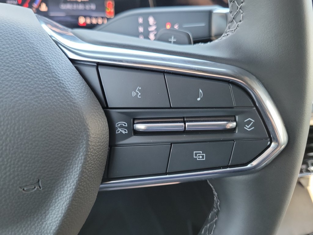 2027 Chevrolet Suburban LS - Photo 6