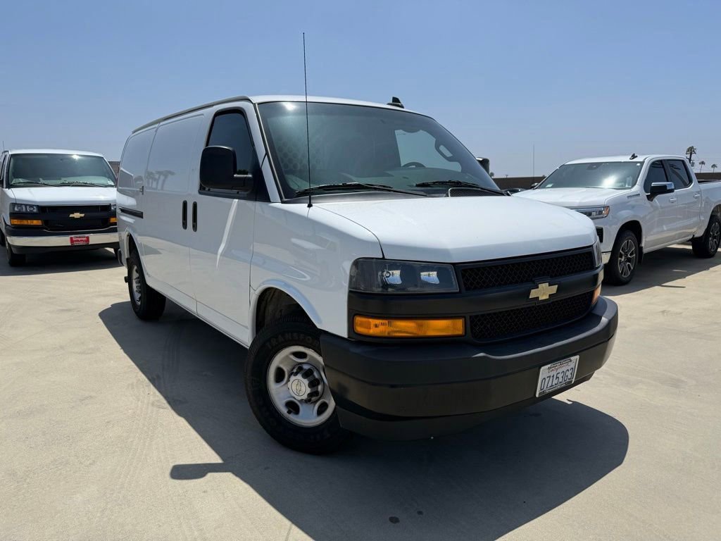 2021 Chevrolet Express 2500 Work Van HD's photo