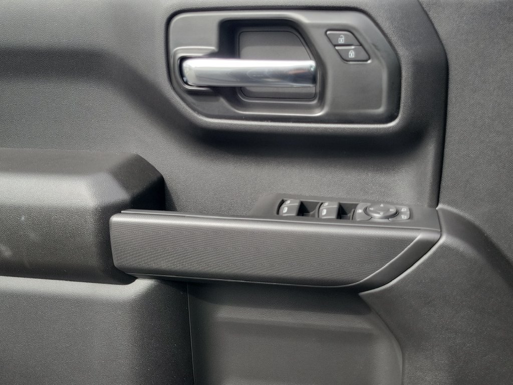 2026 Chevrolet Silverado 1500 Custom - Photo 12