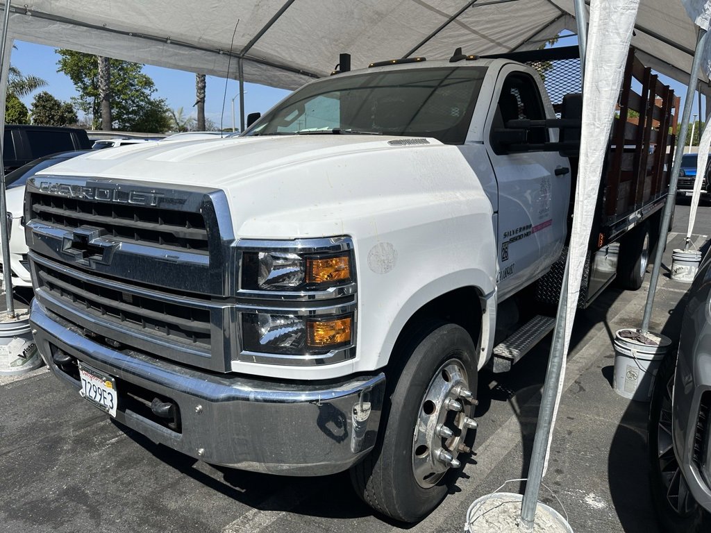 2020 Chevrolet Silverado 5500HD Work Truck photo 3