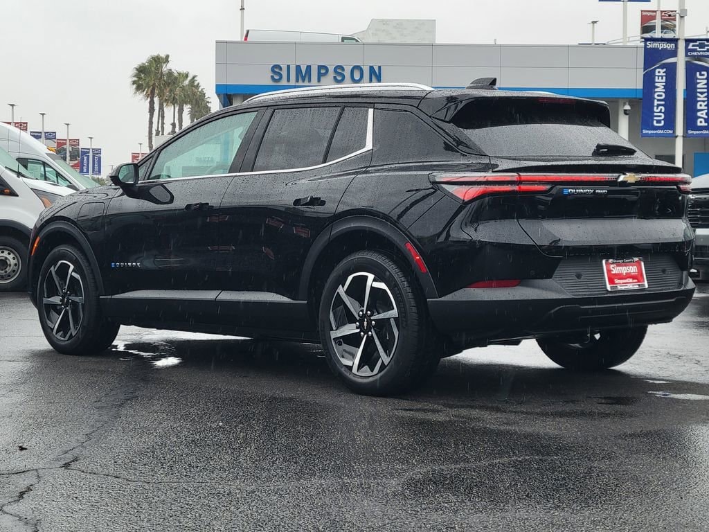 Used 2026 Chevrolet Equinox EV 2LT with VIN 3GN7DNRR8TS117296 for sale in Garden Grove, CA