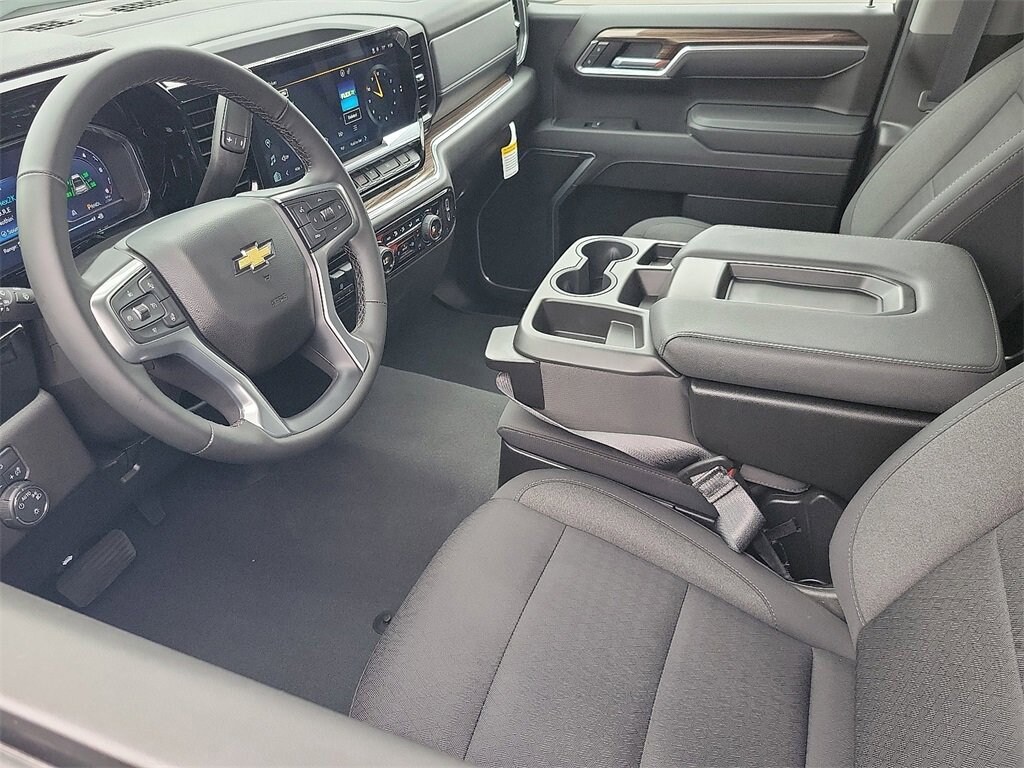 Used 2025 Chevrolet Silverado 1500 LT Truck