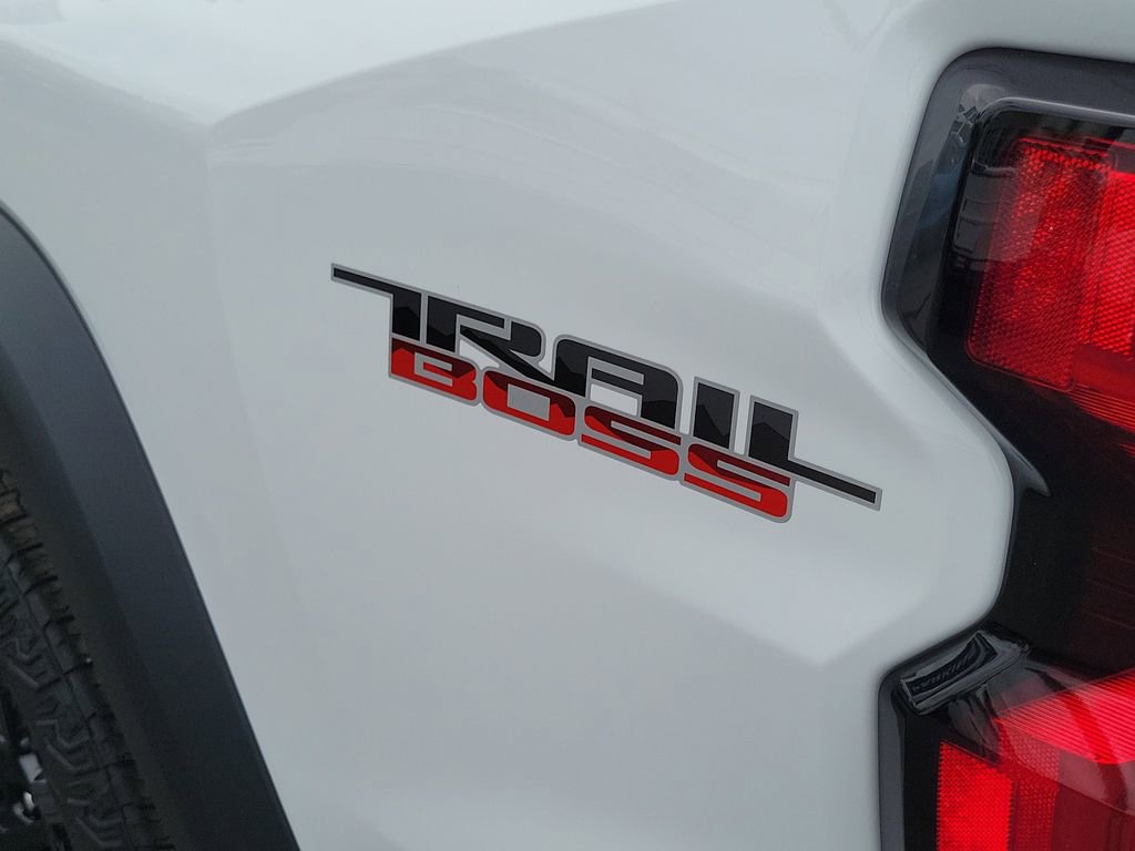 2026 Chevrolet Colorado Trail Boss - Photo 22