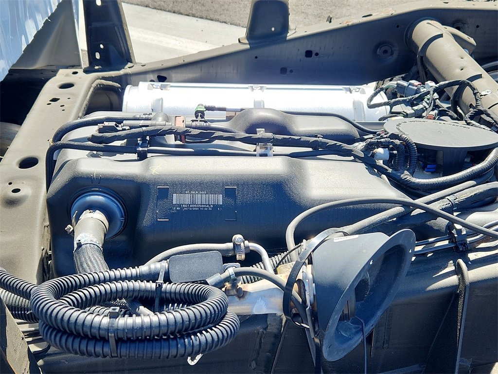 2024 Chevrolet Silverado 2500HD photo 3