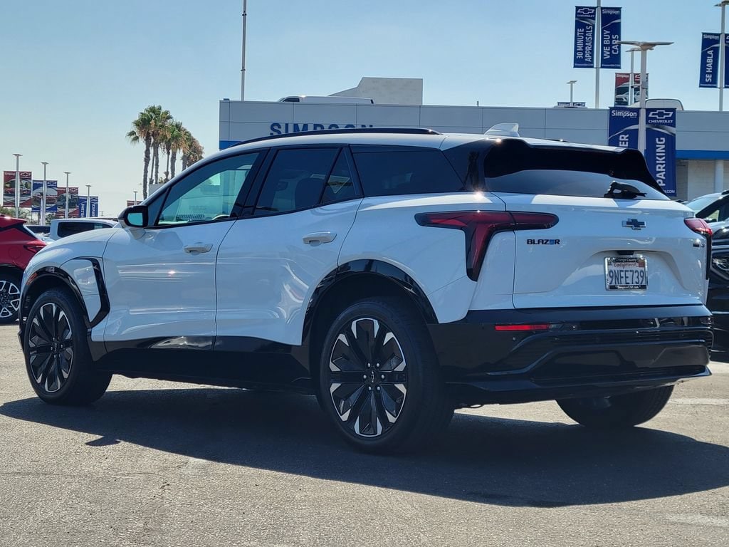 Used 2024 Chevrolet Blazer EV RS with VIN 3GNKDCRJ7RS169374 for sale in Garden Grove, CA