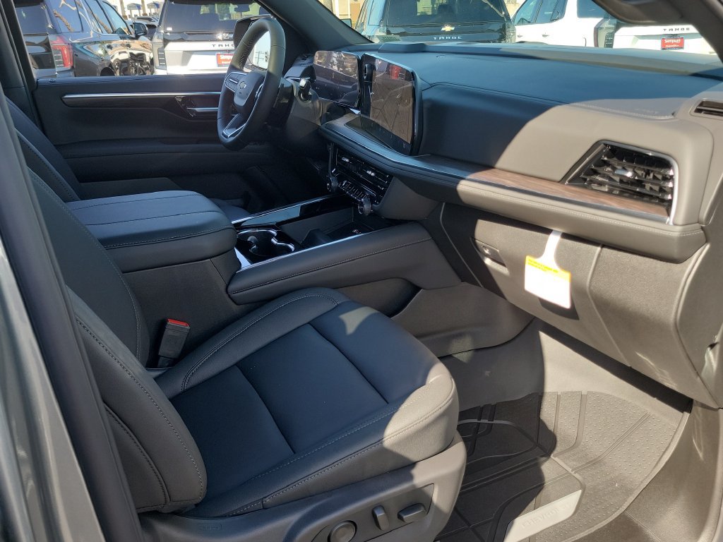 2027 Chevrolet Tahoe LT - Photo 17