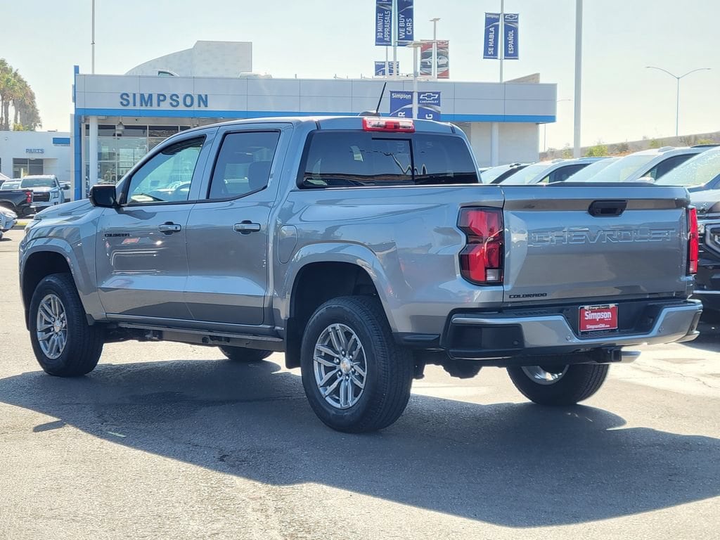 2026 Chevrolet Colorado LT - Photo 2
