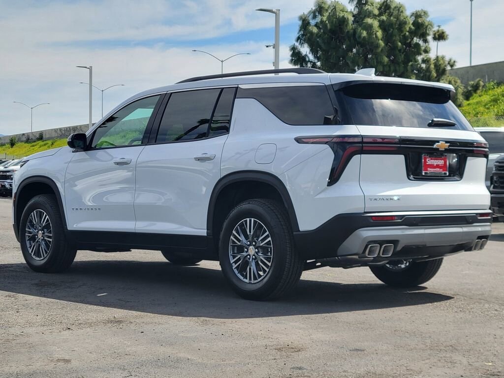 New 2026 Chevrolet Traverse LT SUV