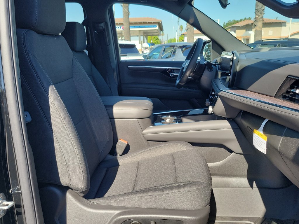 2027 Chevrolet Suburban LS - Photo 16
