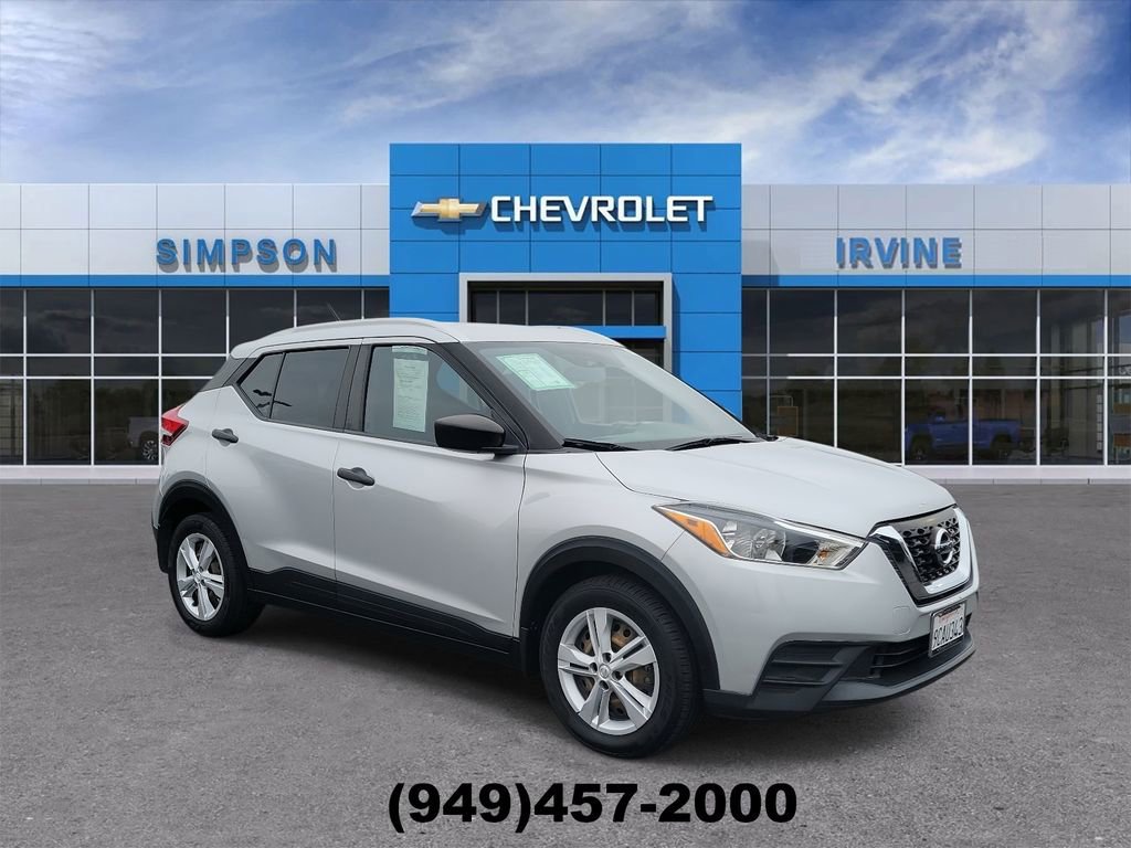 Used 2019 Nissan Kicks S with VIN 3N1CP5CU7KL566623 for sale in Irvine, CA