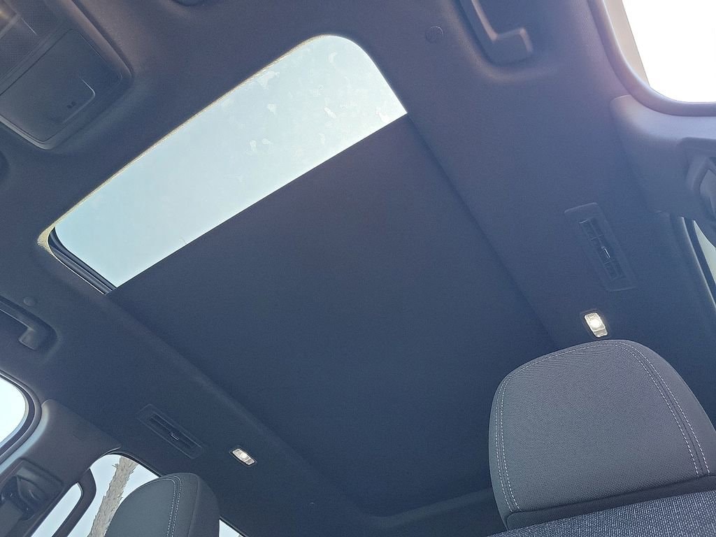 2025 Chevrolet Traverse LT - Photo 13