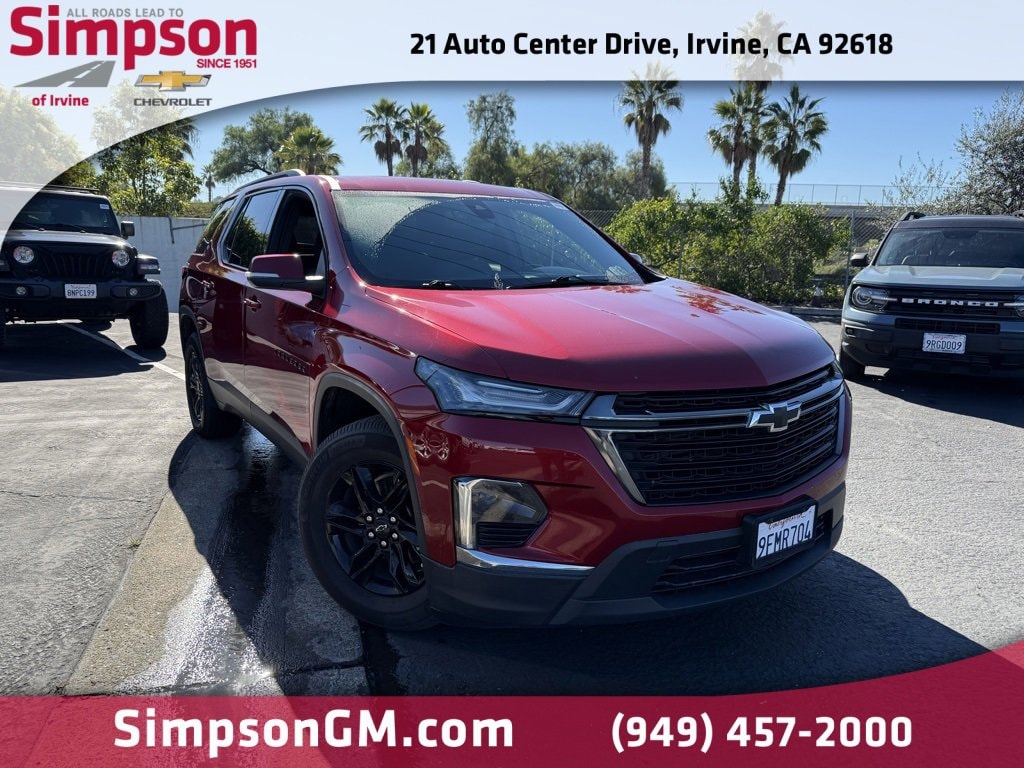 Used 2023 Chevrolet Traverse LT Cloth SUV
