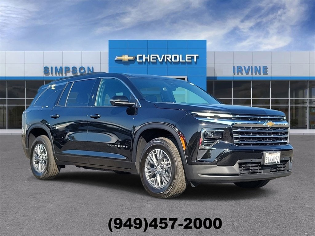 2025 Chevrolet Traverse LT's photo