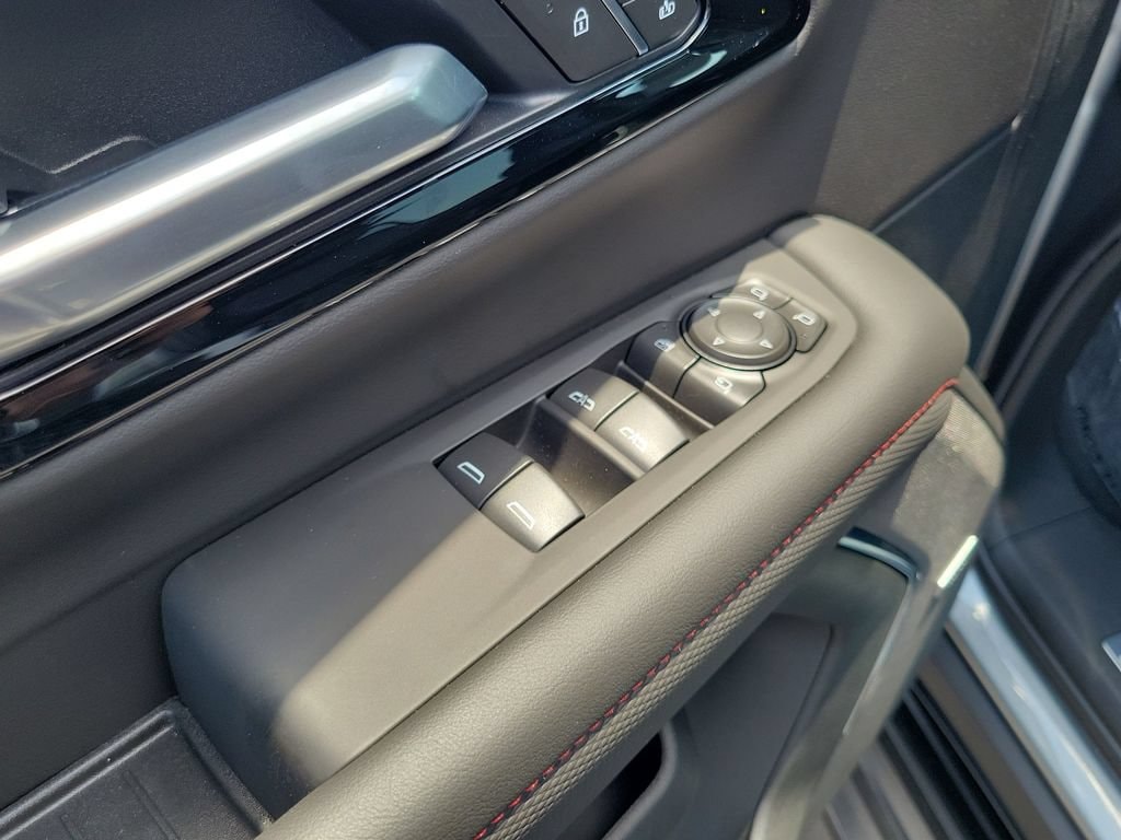 2026 Chevrolet Suburban RST - Photo 24