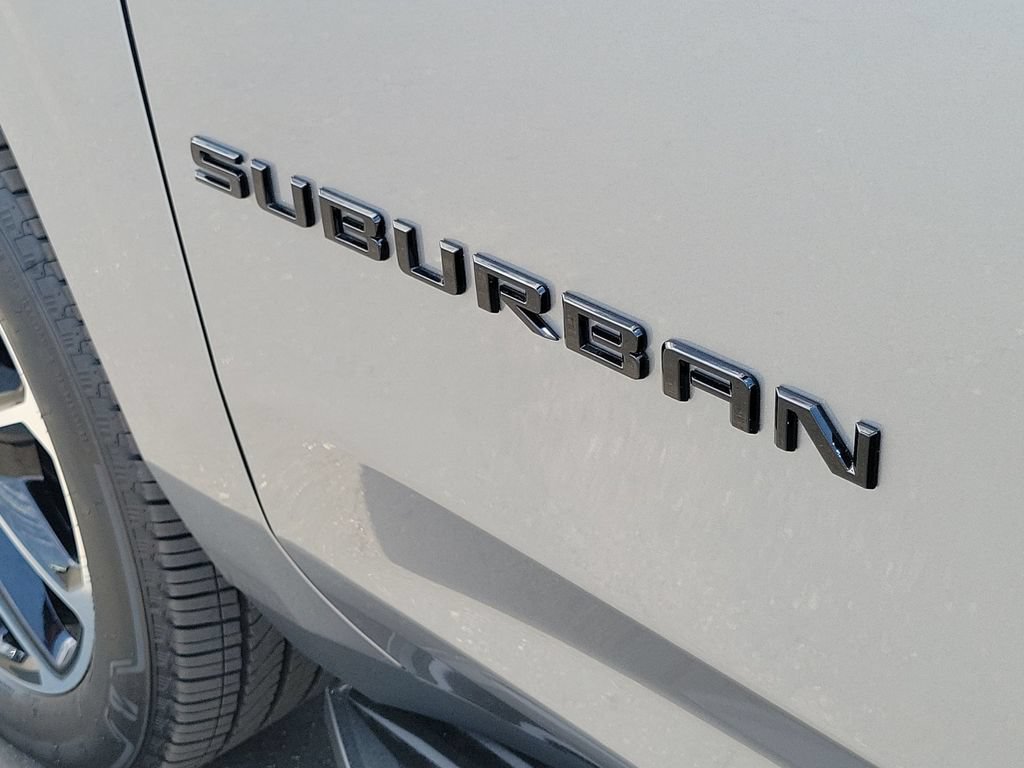 2026 Chevrolet Suburban RST - Photo 33