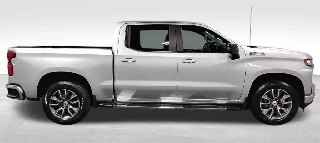 Used 2020 Chevrolet Silverado 1500 RST with VIN 3GCUYEED1LG112342 for sale in Warren, OH