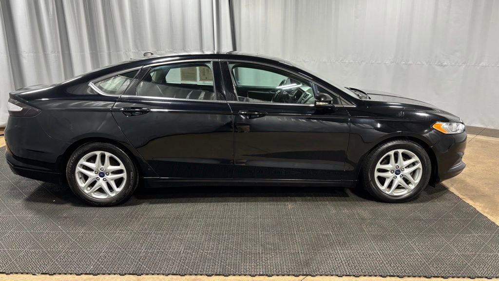 Used 2016 Ford Fusion SE with VIN 3FA6P0H74GR316914 for sale in Warren, OH