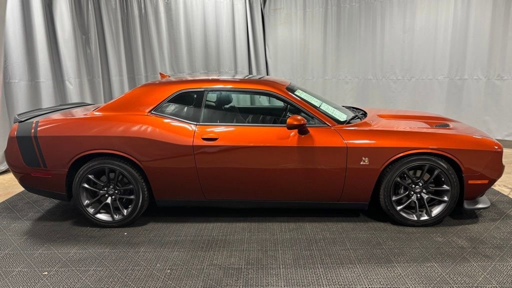 Used 2023 Dodge Challenger R/T with VIN 2C3CDZFJ8PH669682 for sale in Warren, OH