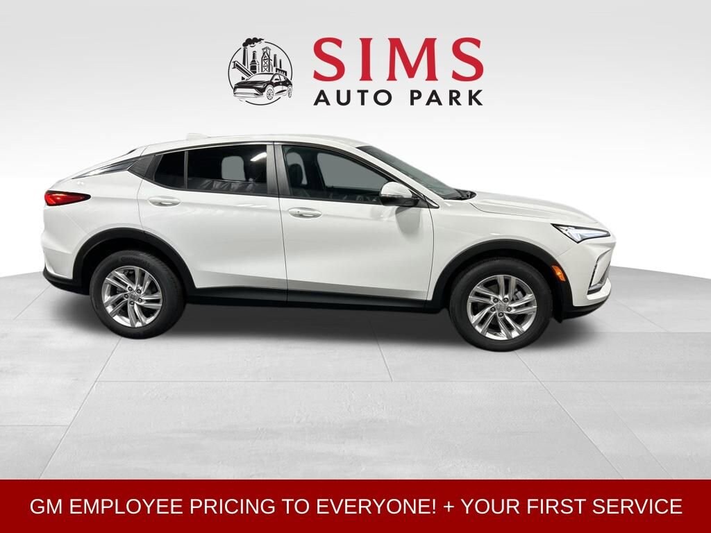 New 2025 Buick Envista Preferred SUV