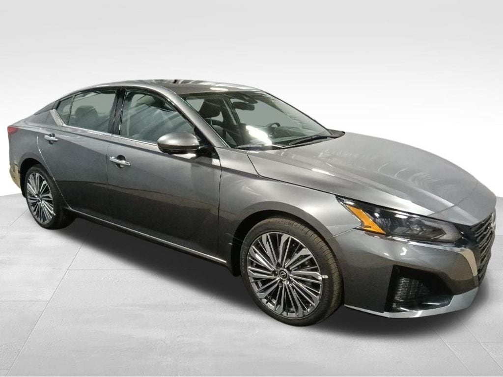 2024 Nissan Altima 2.5 SL