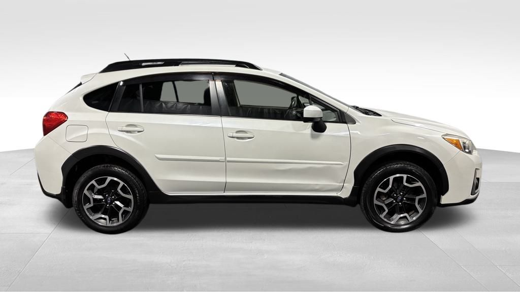 Used 2017 Subaru Crosstrek Premium with VIN JF2GPABC9HH242968 for sale in Warren, OH
