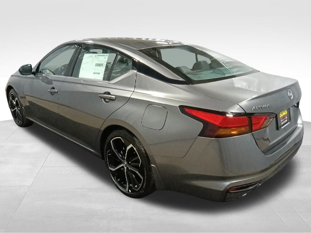simon★ SAGAMINK　Altima 20 New NISSAN Altima in Stock serving Smithtown, St. James