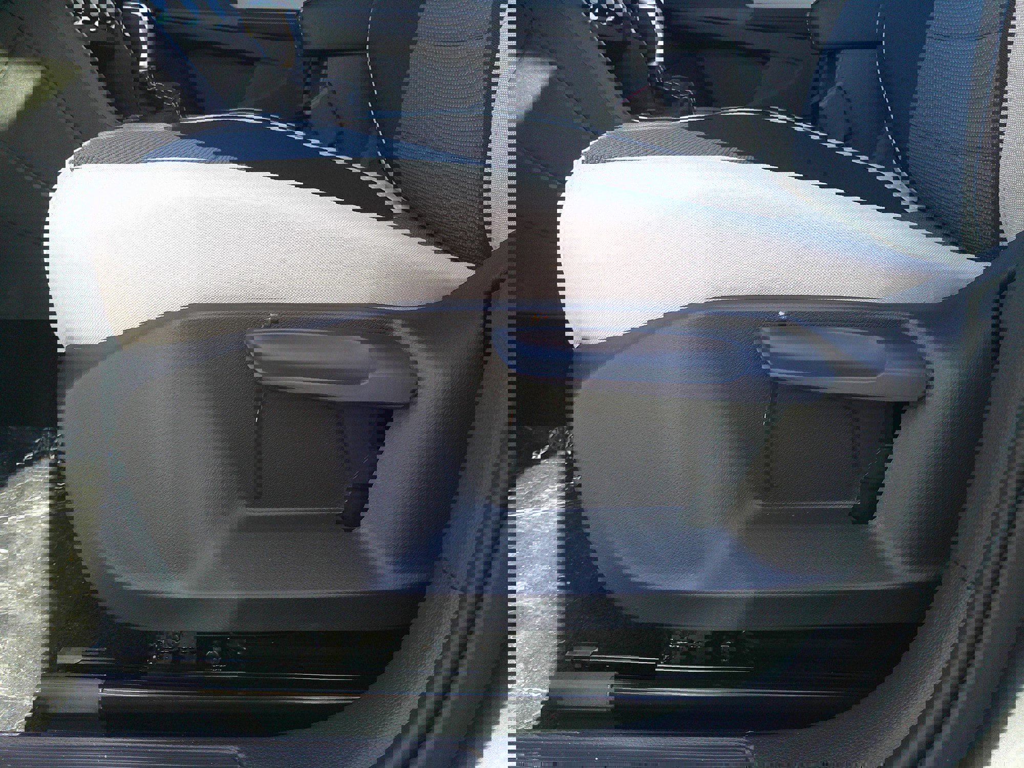 2025 Volkswagen Taos S photo 3