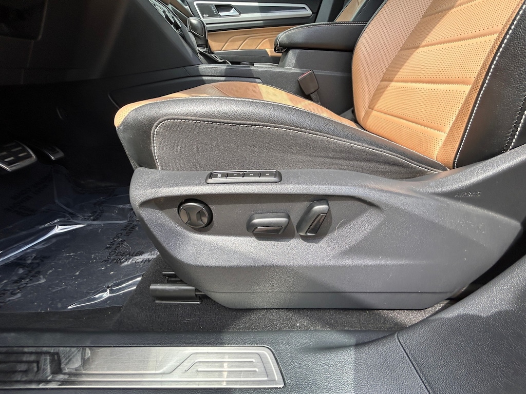 Used 2023 Volkswagen Atlas Cross Sport 3.6L V6 SEL Premium R-Line SUV