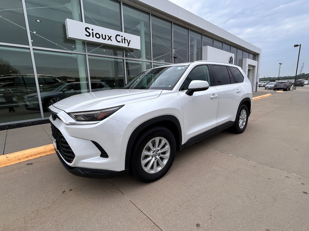 Used 2025 Toyota Grand Highlander SUV