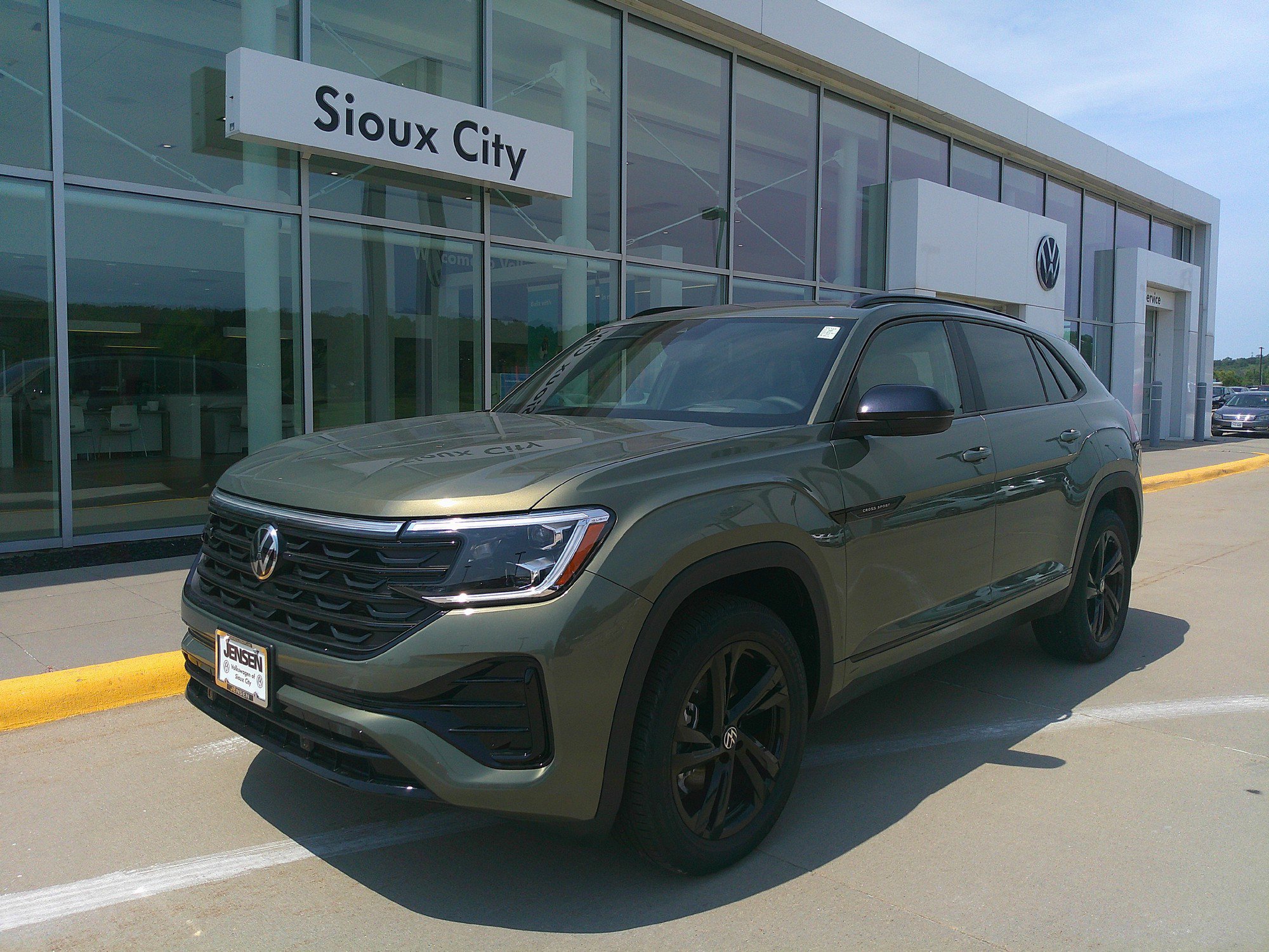 2025 Volkswagen Atlas Cross Sport SUV 