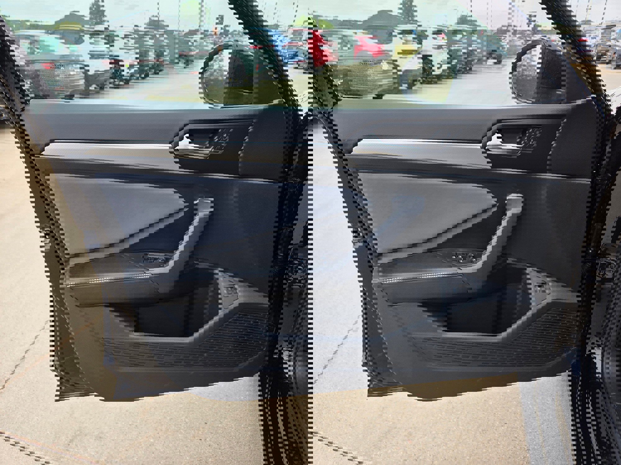 2025 Volkswagen Jetta 1.5T SE photo 2