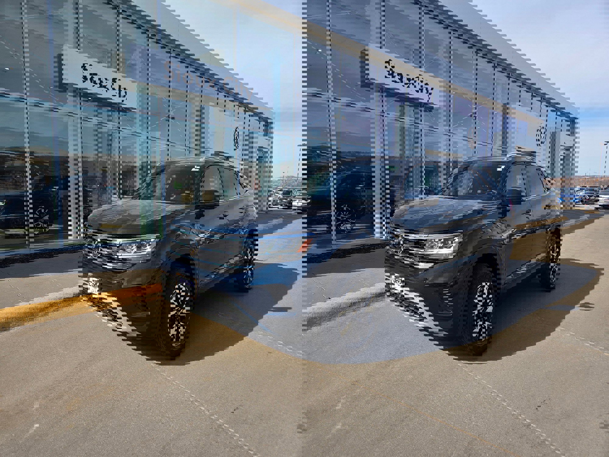 2021 Volkswagen Atlas Cross Sport SUV 