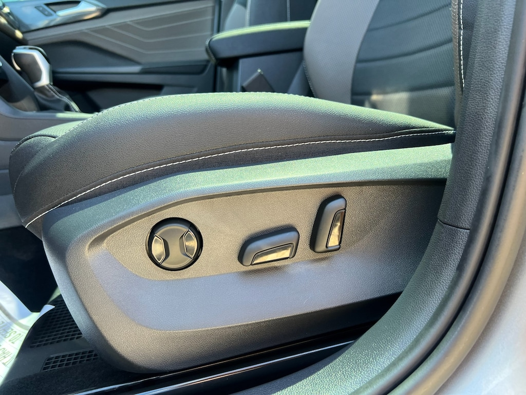Certified 2024 Volkswagen Taos 1.5T SEL SUV