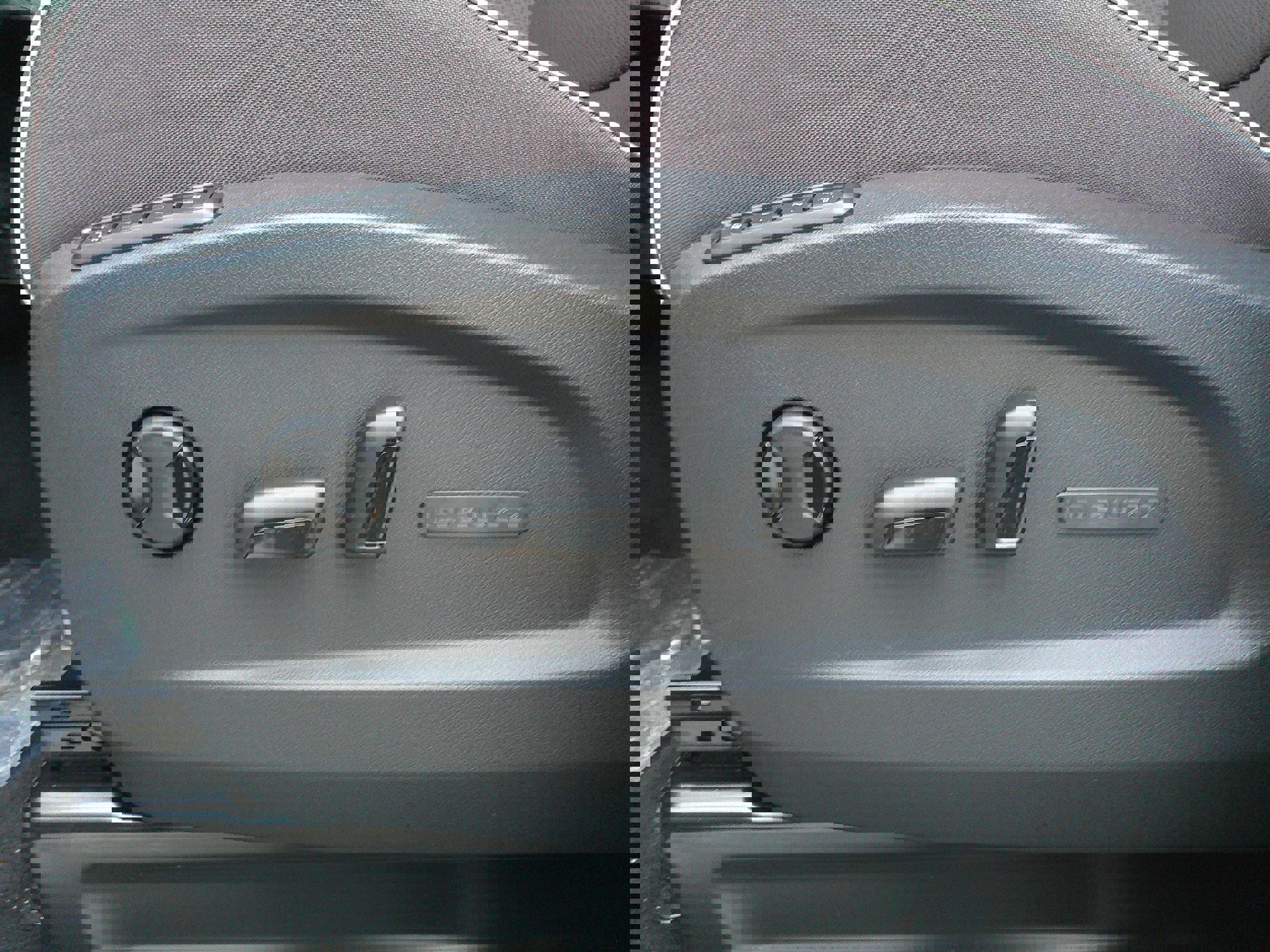 2025 Volkswagen ID. Buzz Pro S photo 4
