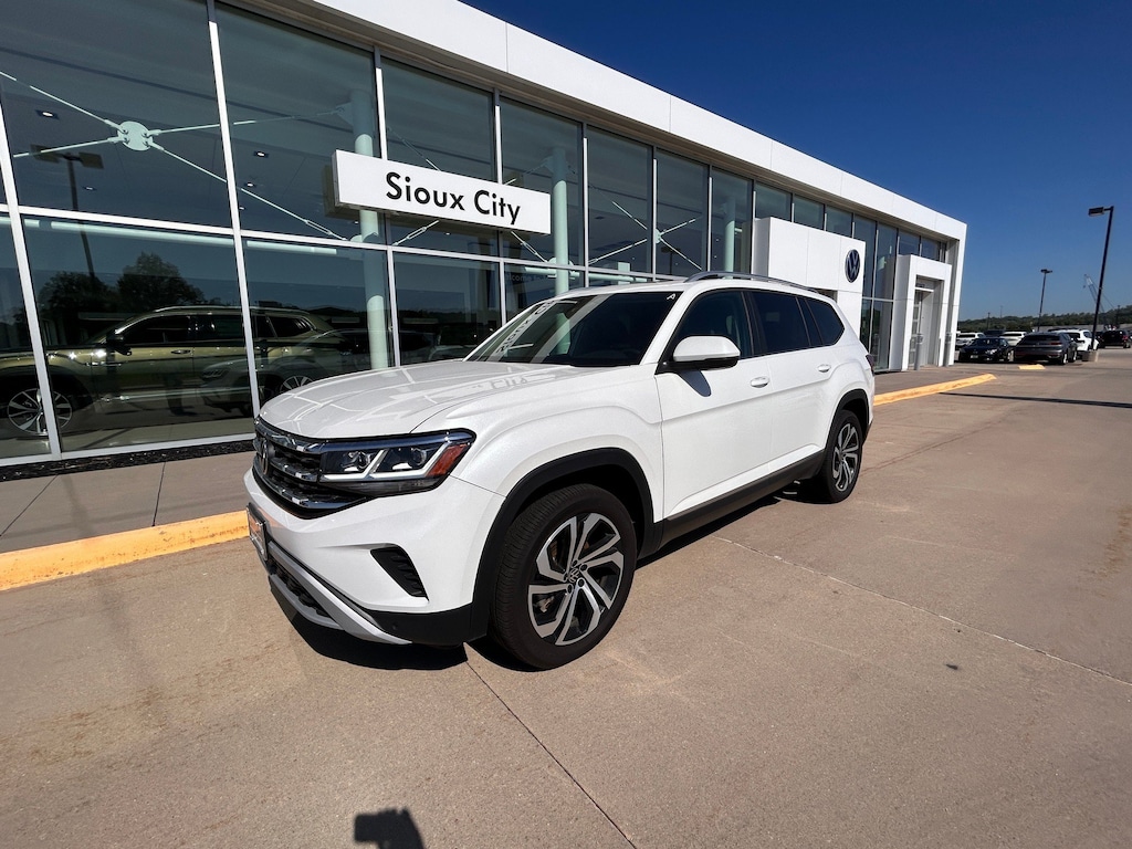 Used 2023 Volkswagen Atlas 3.6L V6 SEL SUV