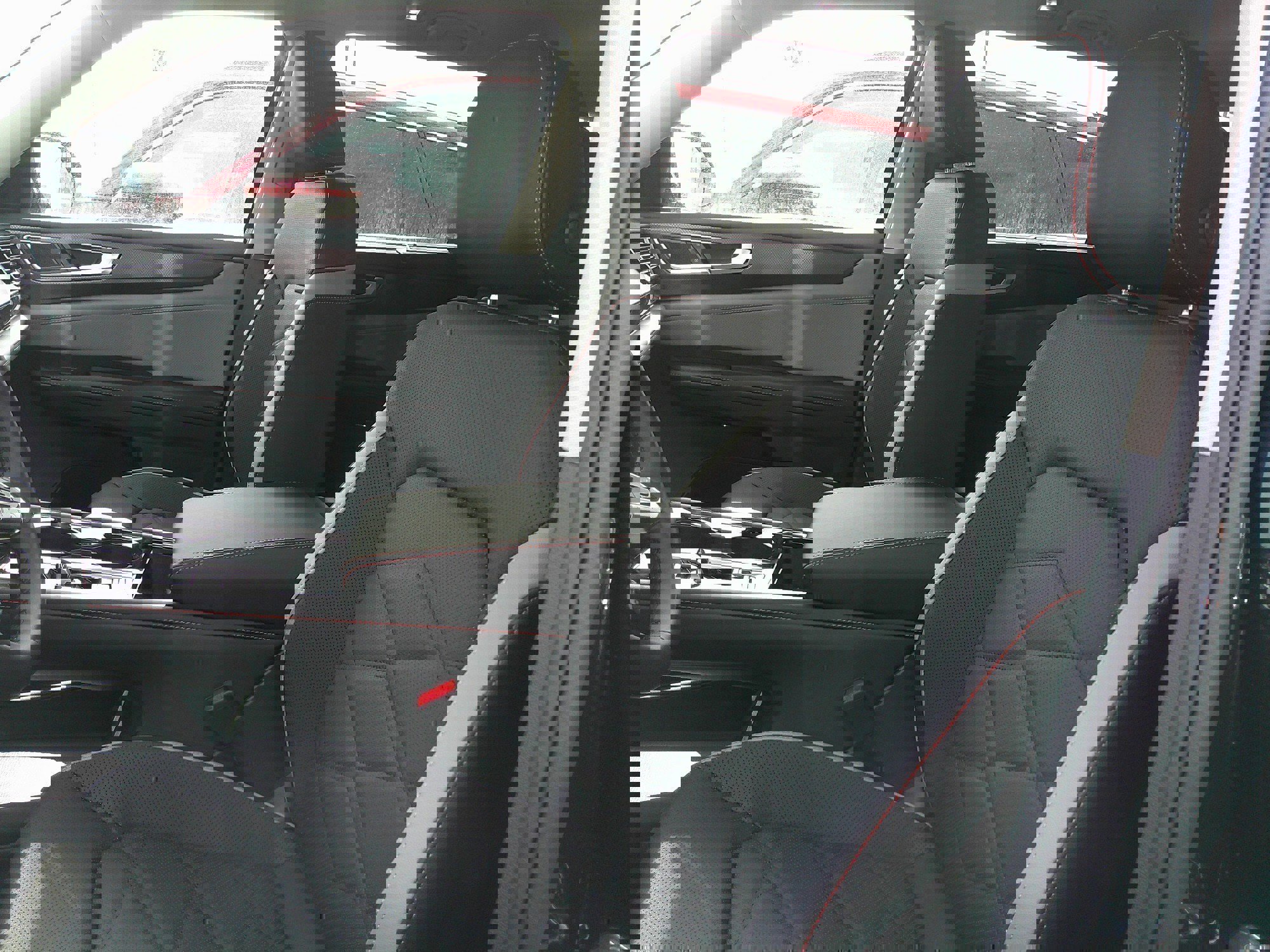 2025 Volkswagen Atlas Peak Edition photo 3