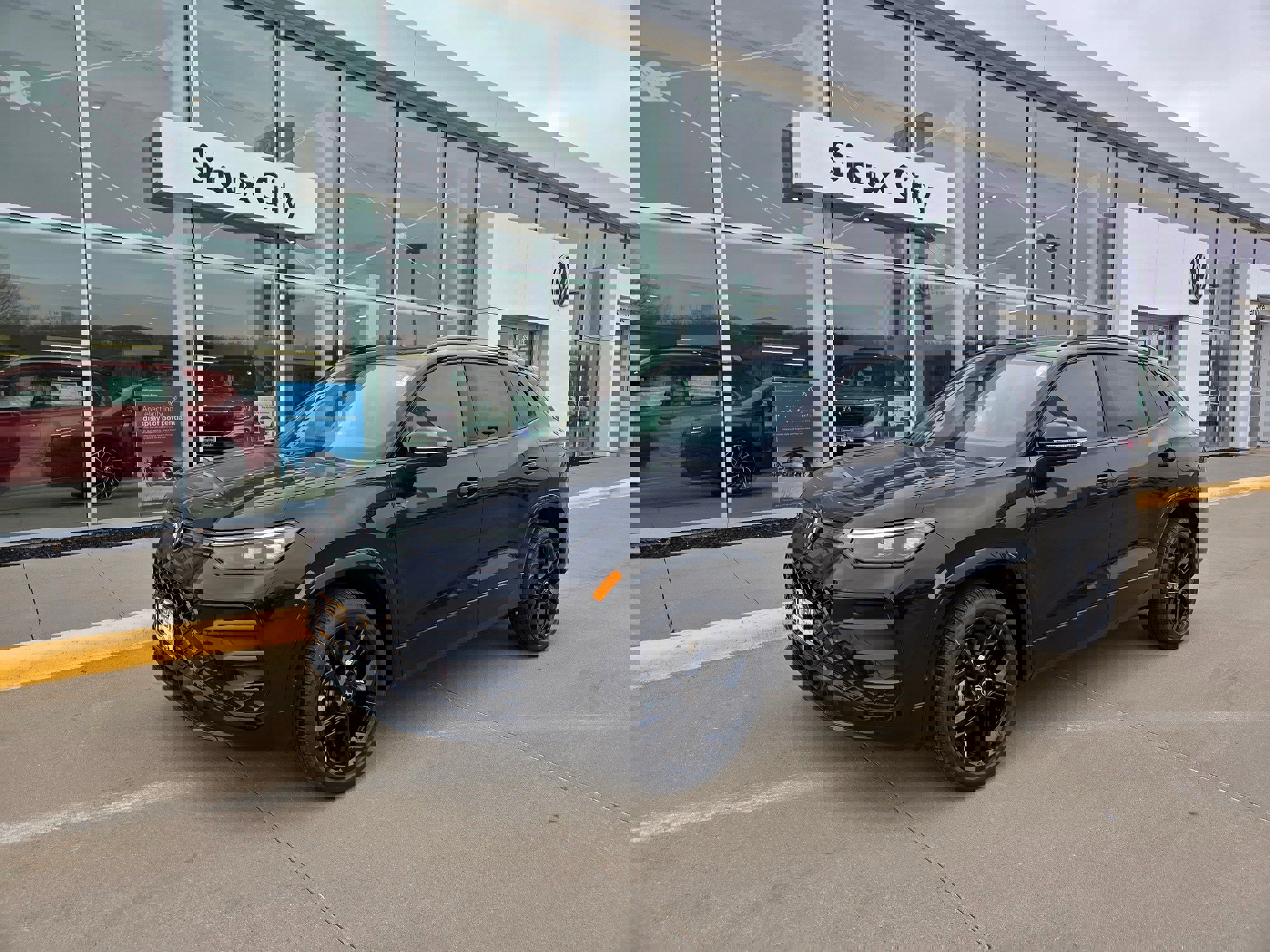 2026 Volkswagen Tiguan SE R-LINE BLACK's photo