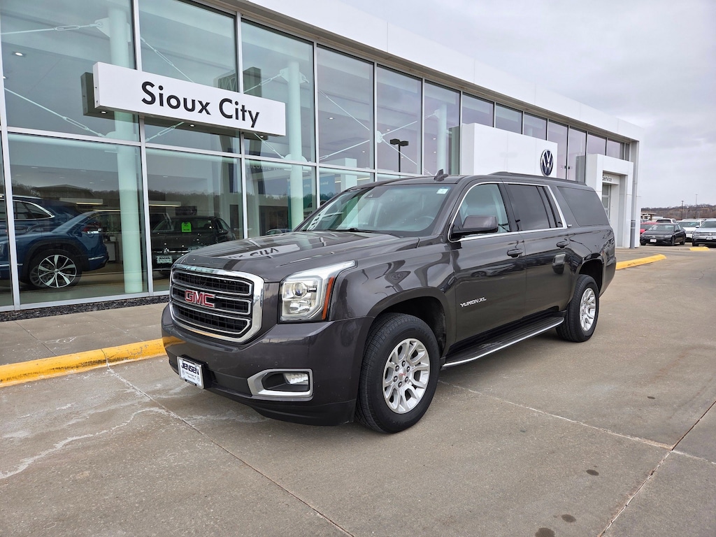 Used 2017 GMC Yukon XL SLT SUV