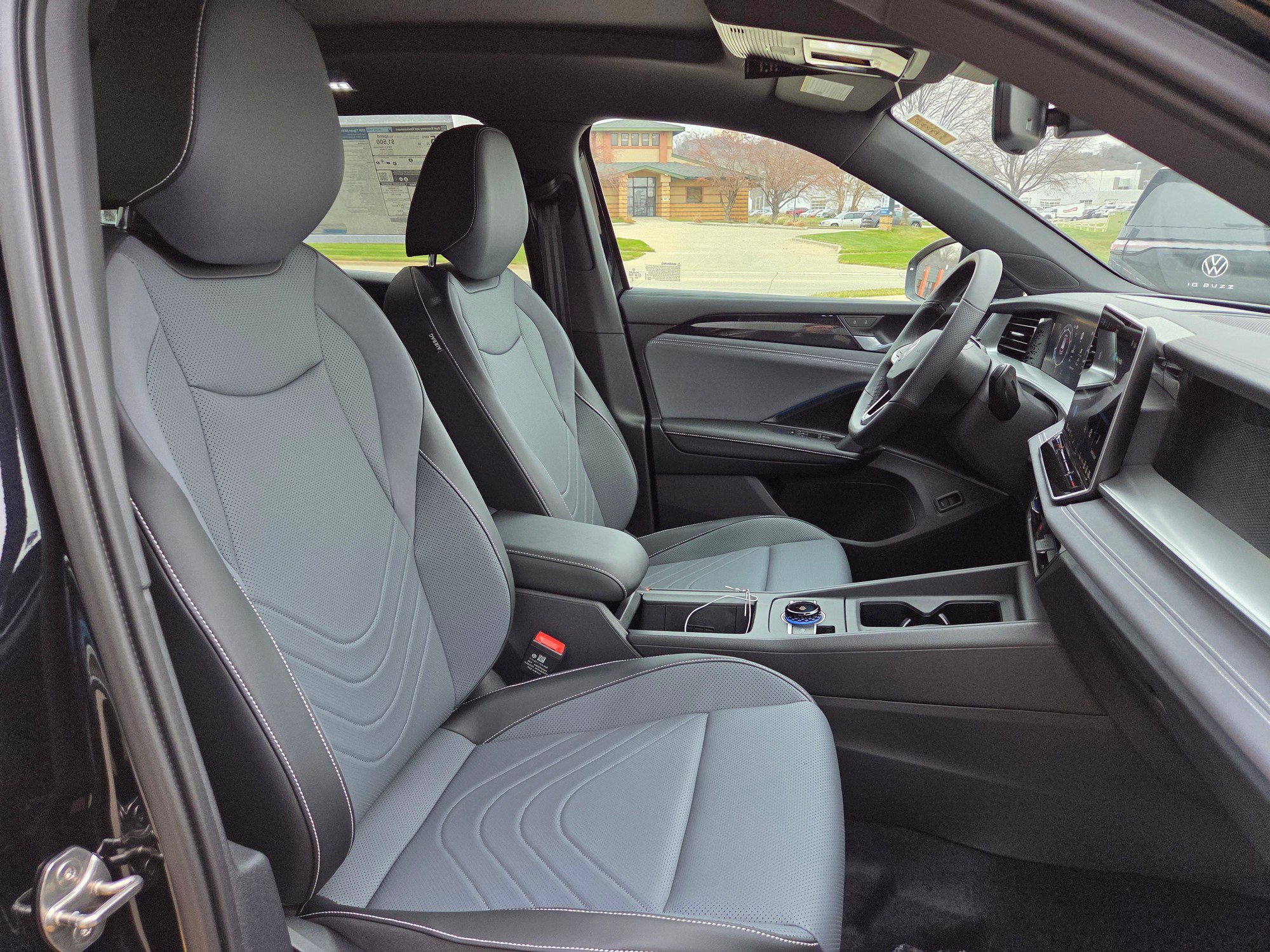 2026 Volkswagen Tiguan SE R-LINE BLACK - Photo 20
