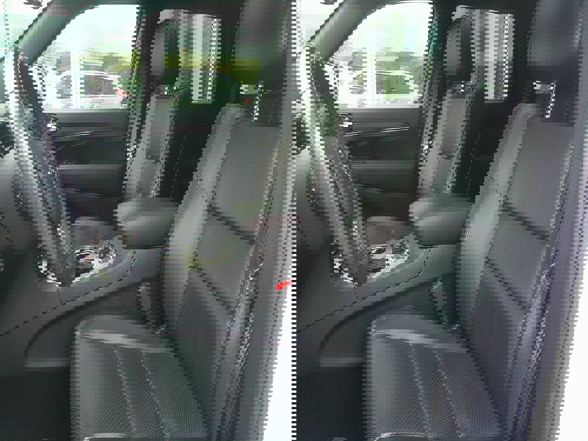 2020 Jeep Grand Cherokee High Altitude photo 4