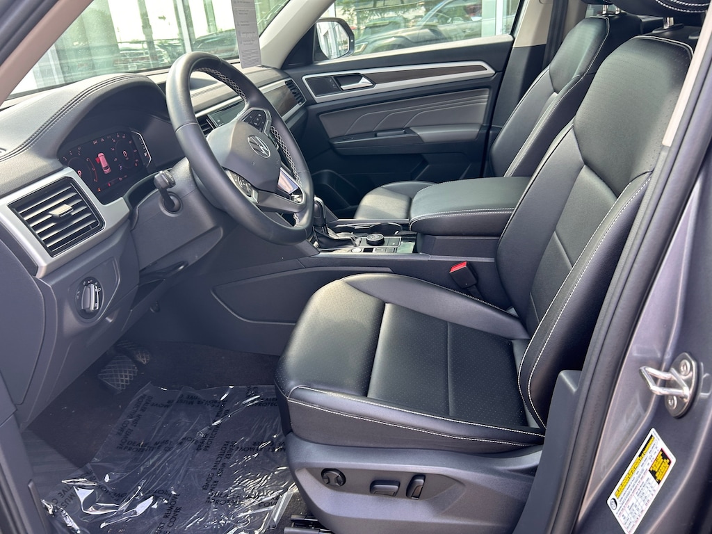 Certified 2023 Volkswagen Atlas 3.6L V6 SE w/Technology SUV
