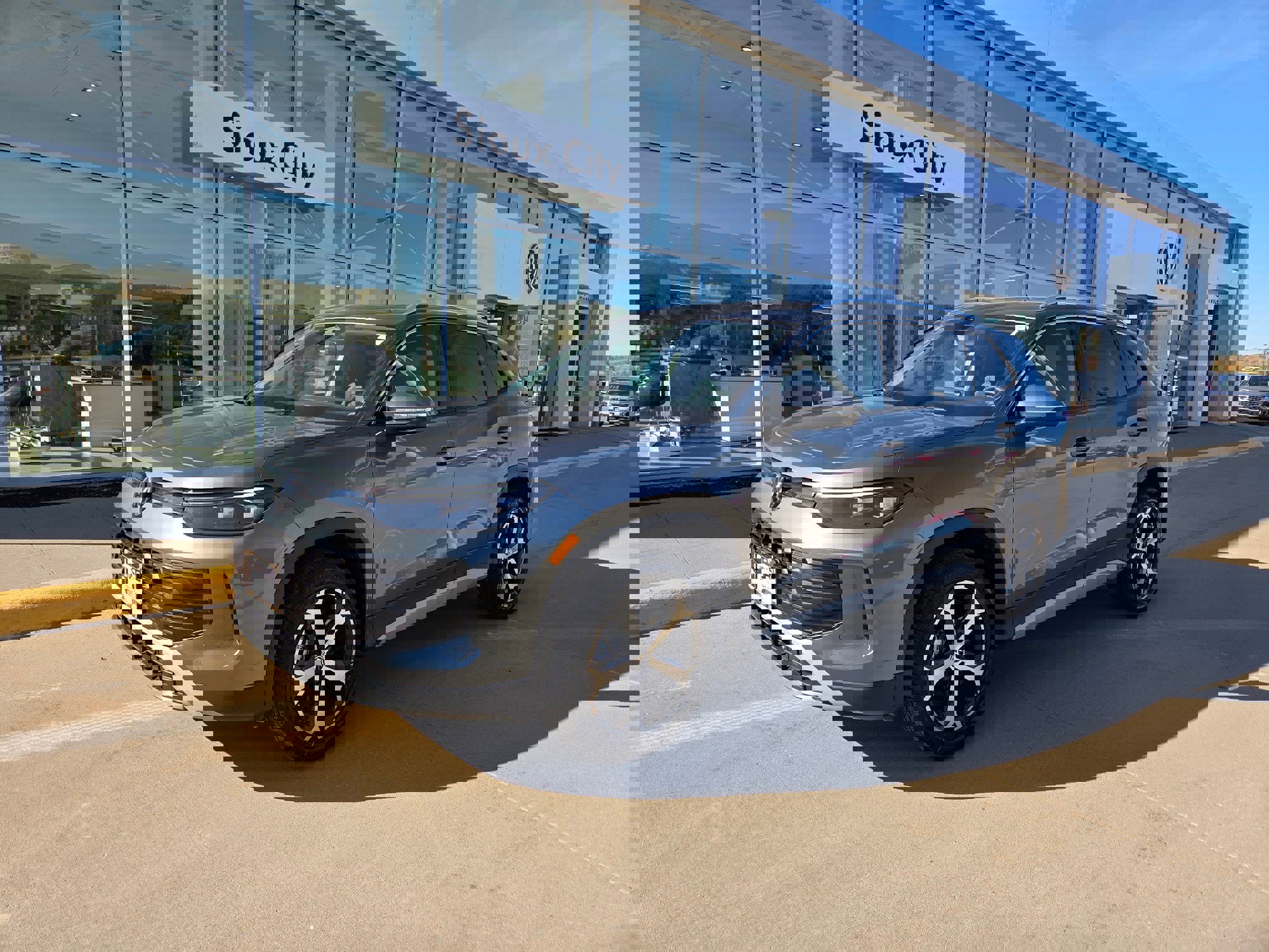 2025 Volkswagen Tiguan SUV 