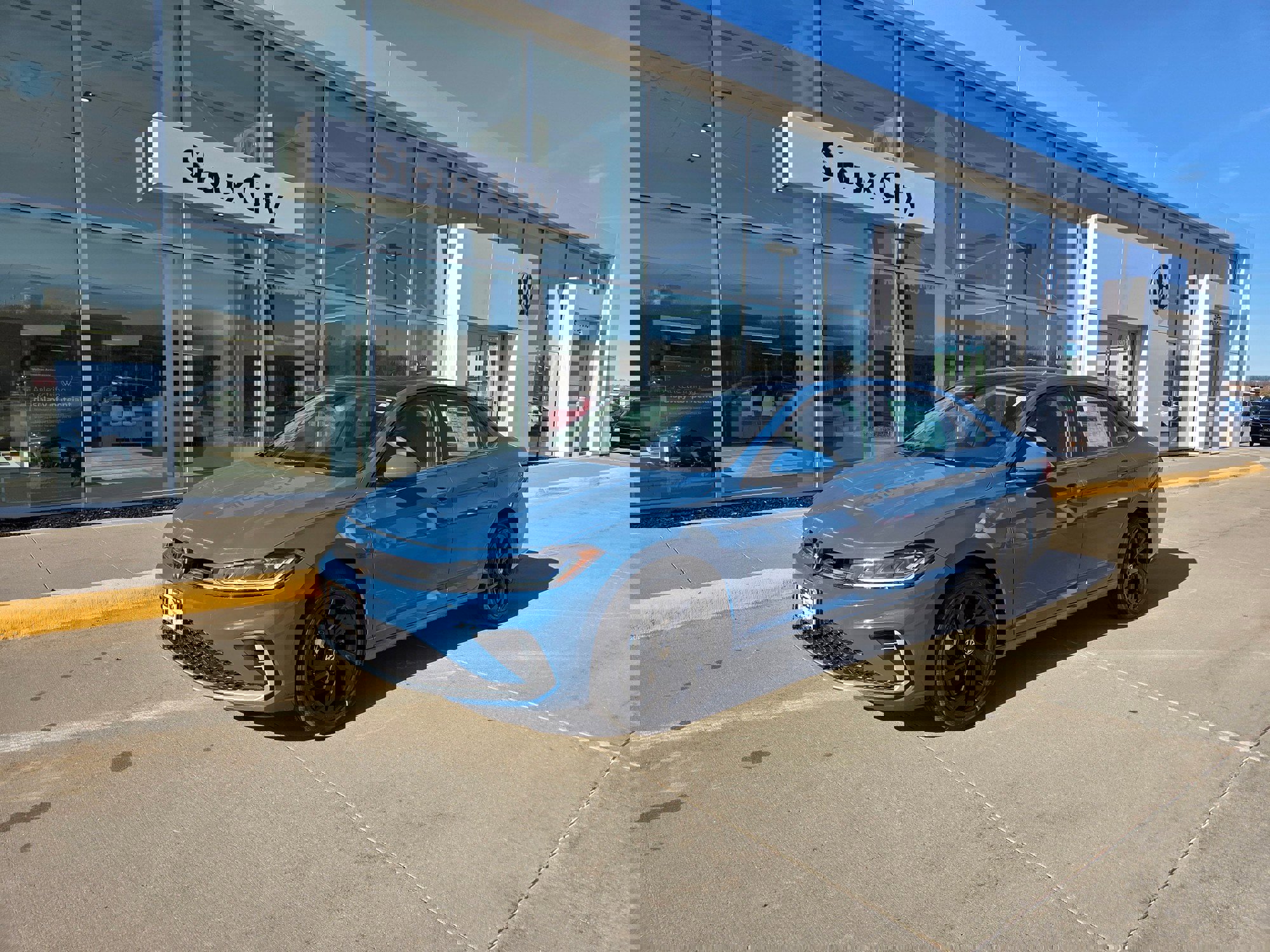 2025 Volkswagen Jetta SE's photo