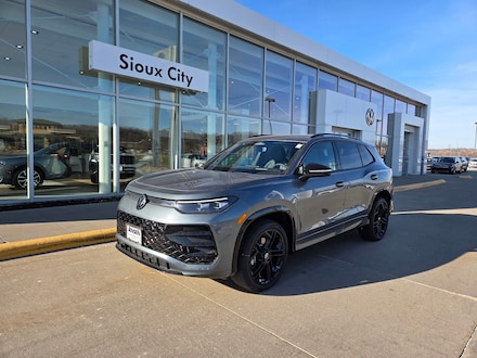 2026 Volkswagen Tiguan 2.0T SE R-Line Black SUV