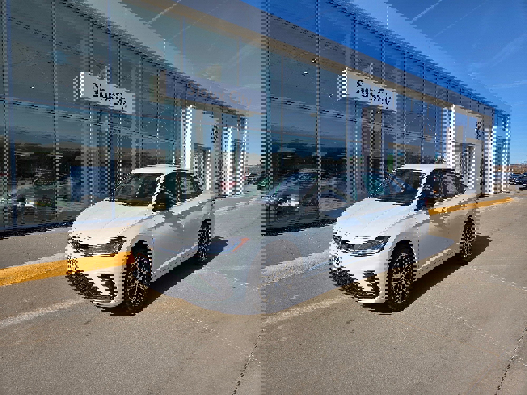 2025 Volkswagen Jetta Sport's photo