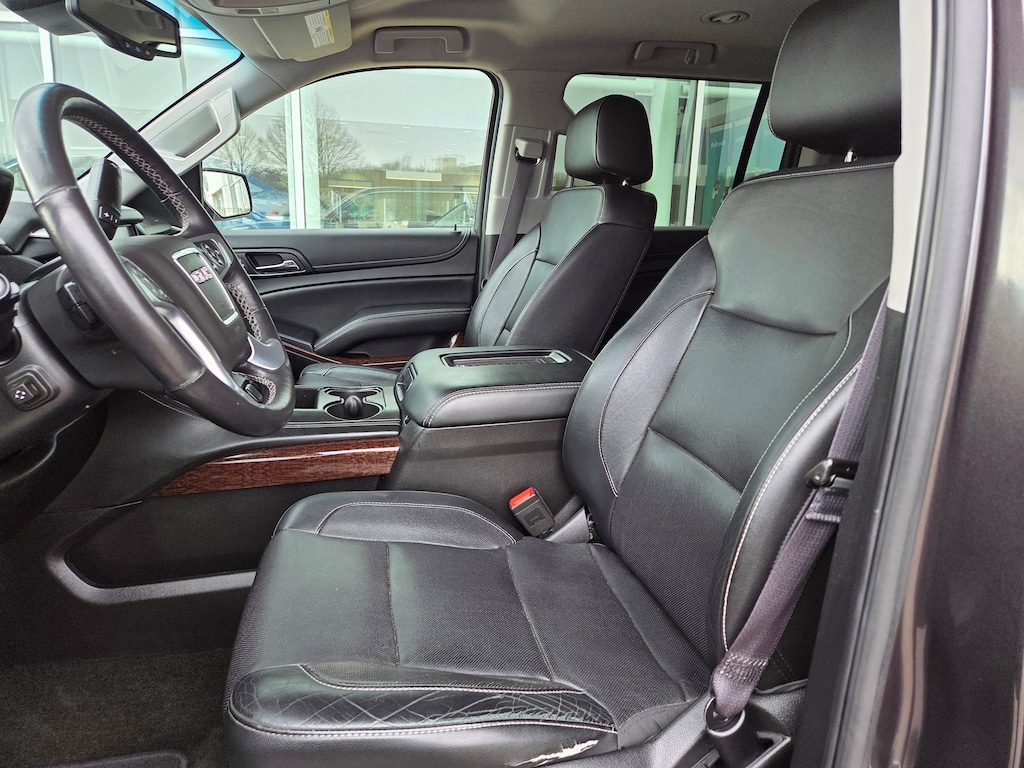 Used 2017 GMC Yukon XL SLT SUV