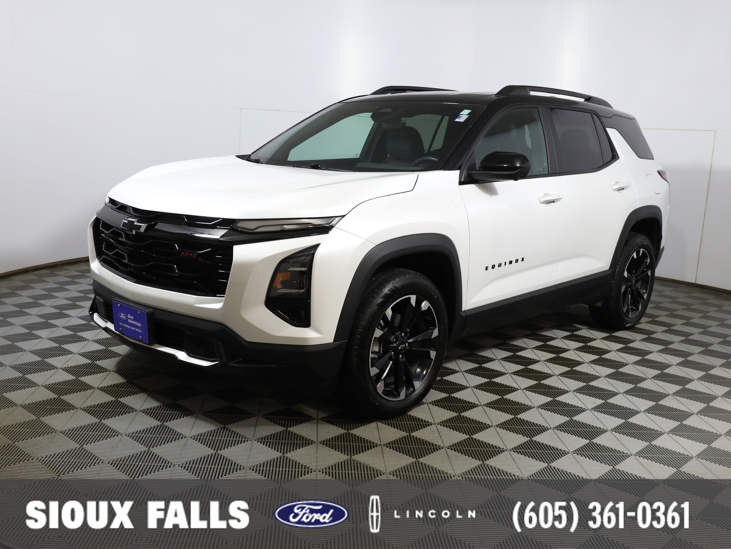 2025 Chevrolet Equinox RS's photo